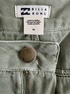 Billabong Olive Green Cargo Pants. 29W